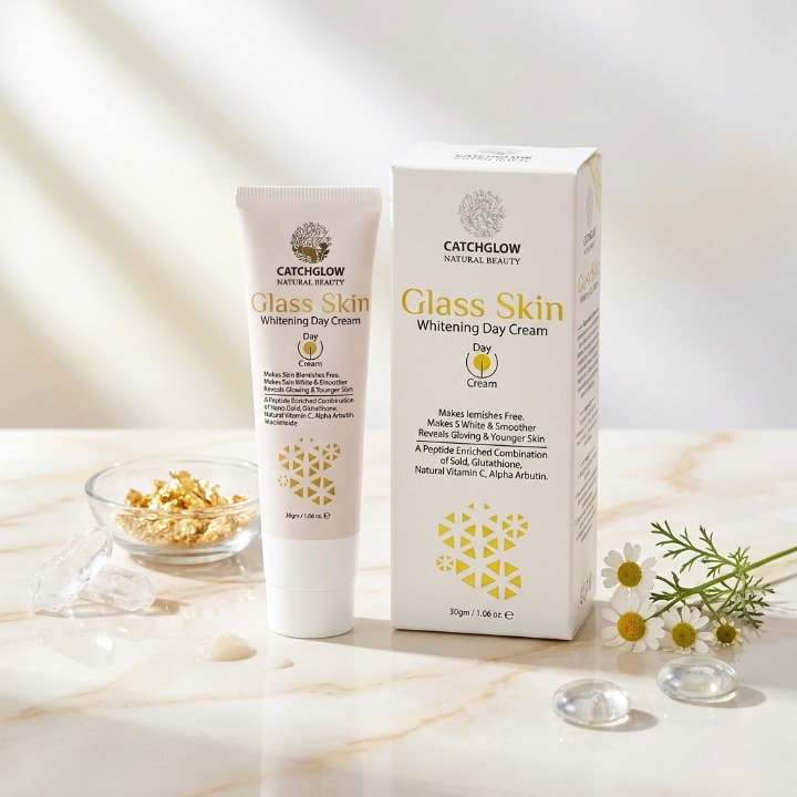 Catchglow Natural Beauty Glass Skin Day Cream 30g | Radiant Glow Moisturizing Face Cream